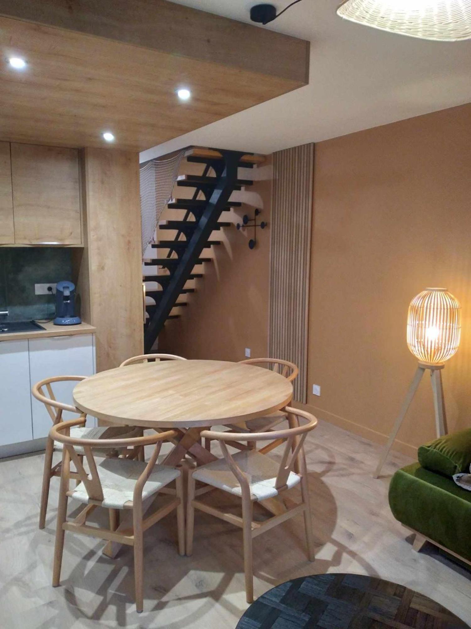 Duplex Lumineux - 40M2 - 2 Chambres - Balcon Terrasse - Parking - Entierement Renove En Mai 2024 Каутерец Екстериор снимка