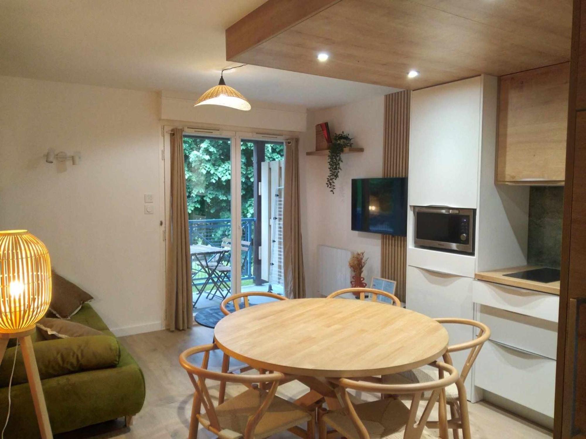 Duplex Lumineux - 40M2 - 2 Chambres - Balcon Terrasse - Parking - Entierement Renove En Mai 2024 Каутерец Екстериор снимка