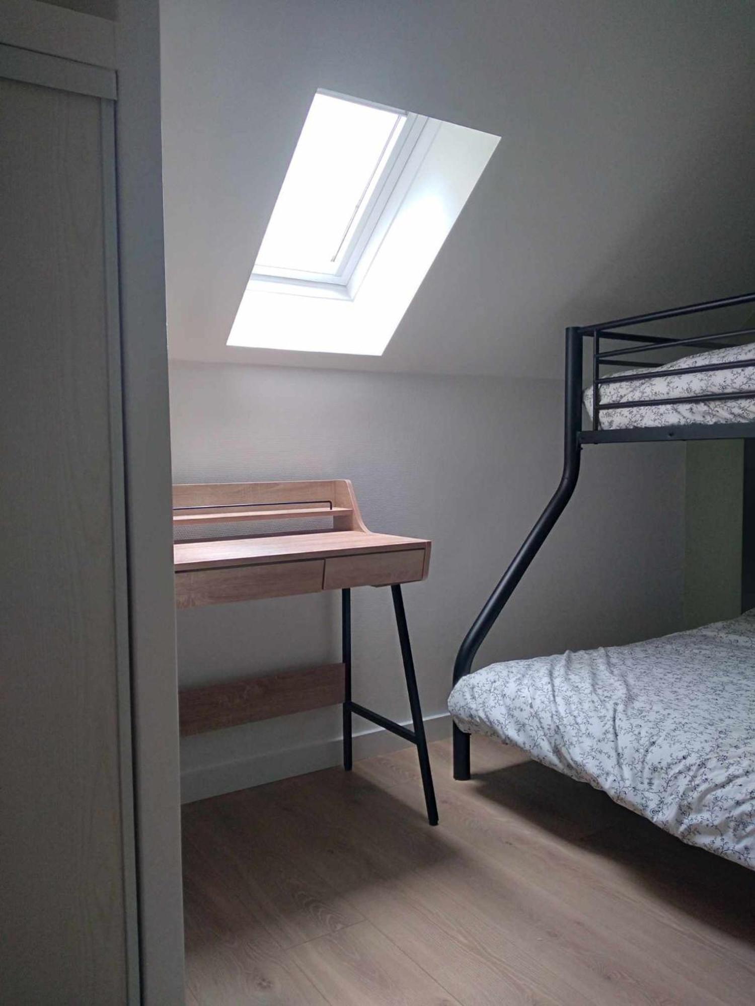 Duplex Lumineux - 40M2 - 2 Chambres - Balcon Terrasse - Parking - Entierement Renove En Mai 2024 Каутерец Екстериор снимка
